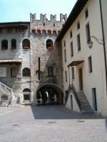 Riva del Gardan arkkitehtuuria